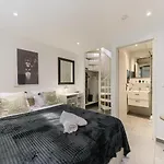 Promenade Des Anglais-2 Mins Walk To Beach- Charming Duplex -air Conditioning Wi-fi Διαμέρισμα Νίκαια