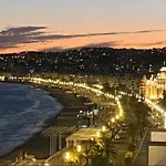 Promenade Des Anglais-2 Mins Walk To Beach- Charming Duplex -air Conditioning Wi-fi * Νίκαια